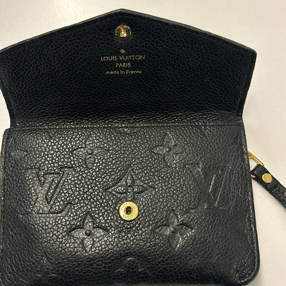 Louis Vuitton Black Leather Card Key Holder - Picture 7 of 11